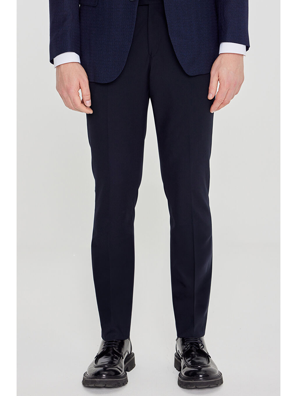 Erkek Lacivert-Mavi Slim Fit Dar Kesim Mono Yaka Desenli Çift Pantolonlu Takım Elbise-3