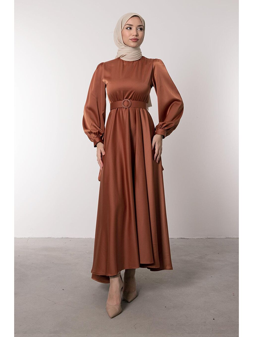 Kahverengi Prenses Kloş Kesim Manşet Detaylı Tesettür Kadın Abiye-1