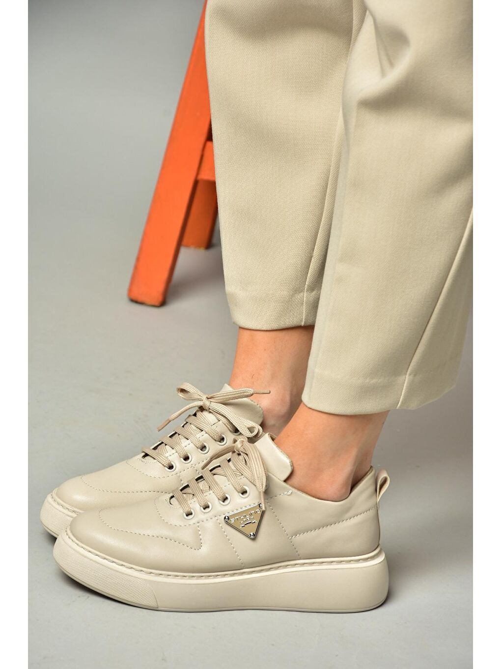 S2740483 Bej Kadın Spor-2