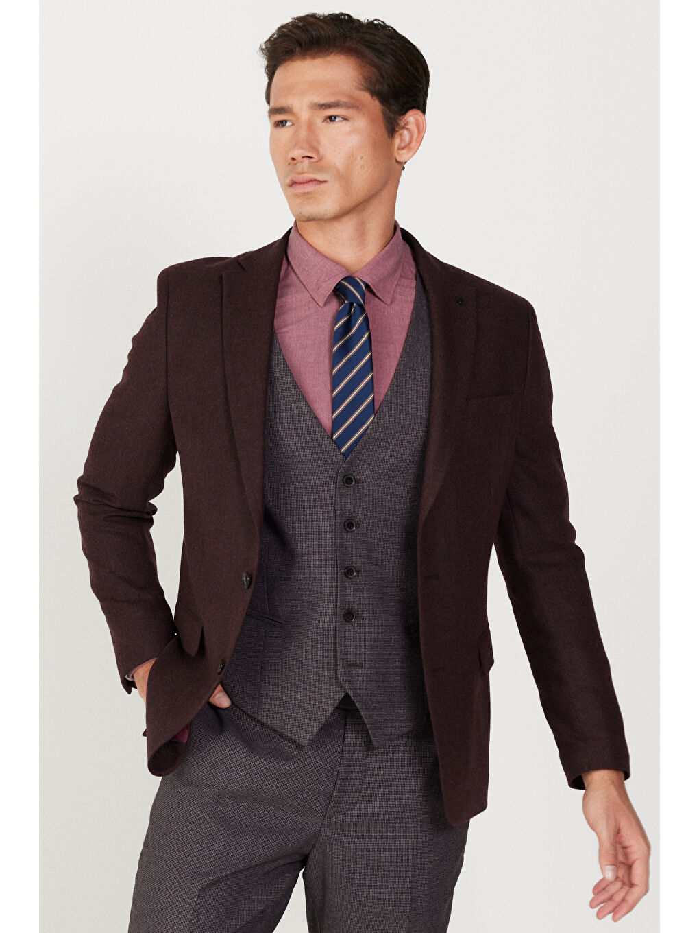 Erkek Bordo-Gri Slim Fit Dar Kesim Mono Yaka Desenli Yelekli Takım Elbise-6