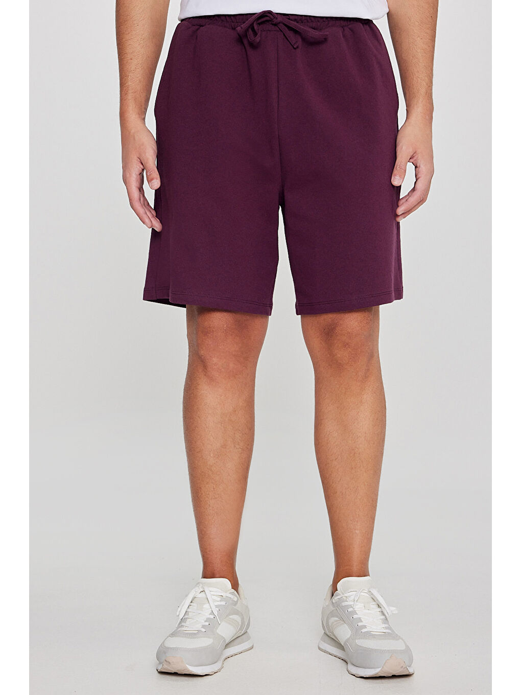 Erkek Bordo Pamuklu Rahat Nefes Alabilen 2 İplik Cepli Örme Standart Fit Normal Kesim Şort-1