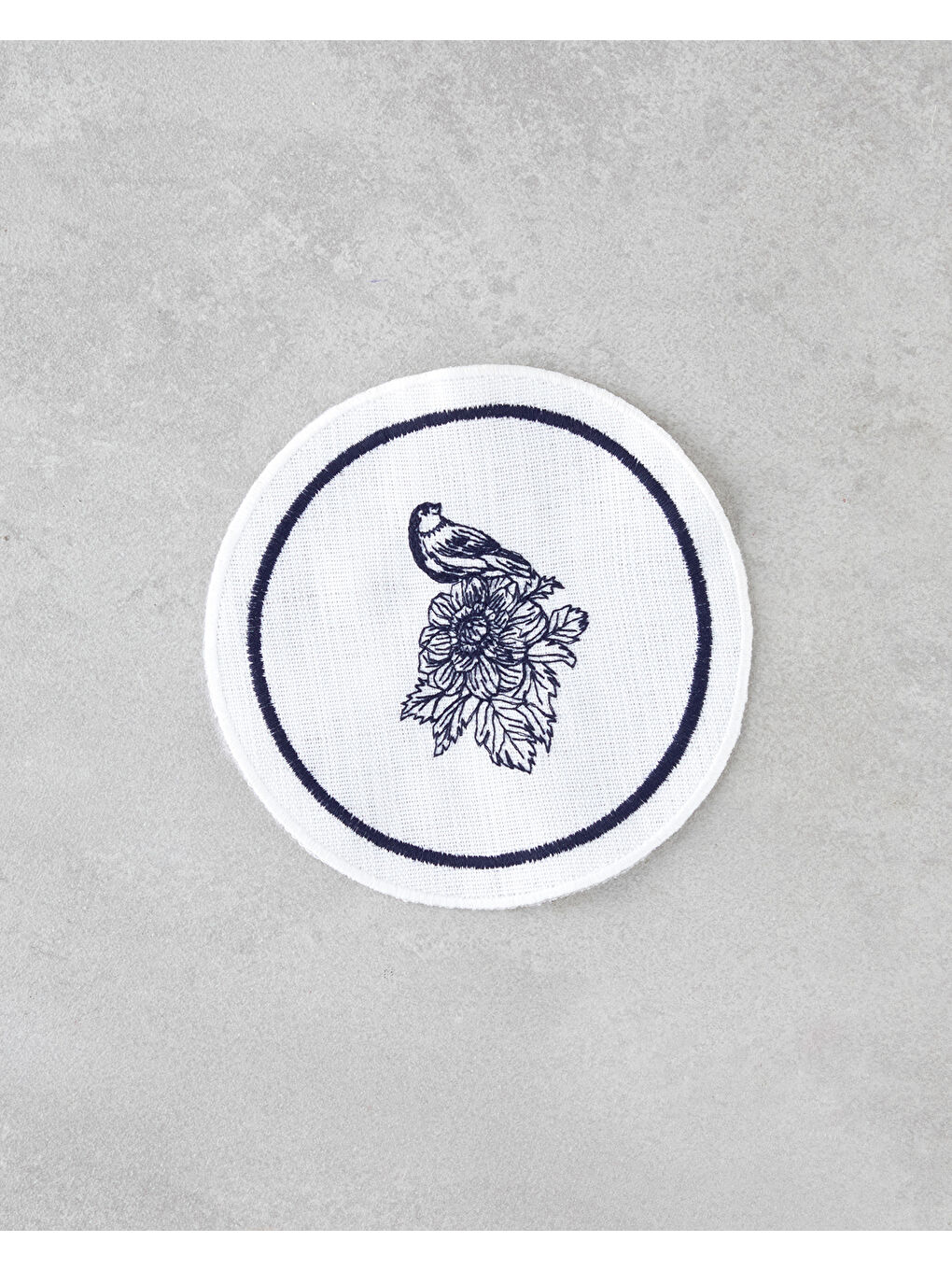 Edenic Polyester 4'lü Bardak Altlığı 14 cm Beyaz - Lacivert-1