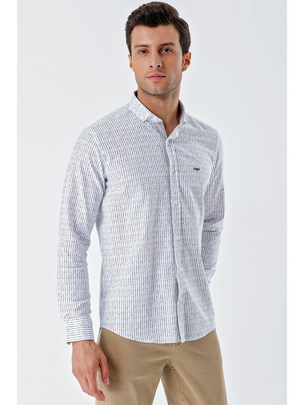 Beyaz Uzun Kollu Baskılı Bez Ayağı Cepsiz Garnili Klasik Slim Fit Dar Kesim Gömlek 1004230232