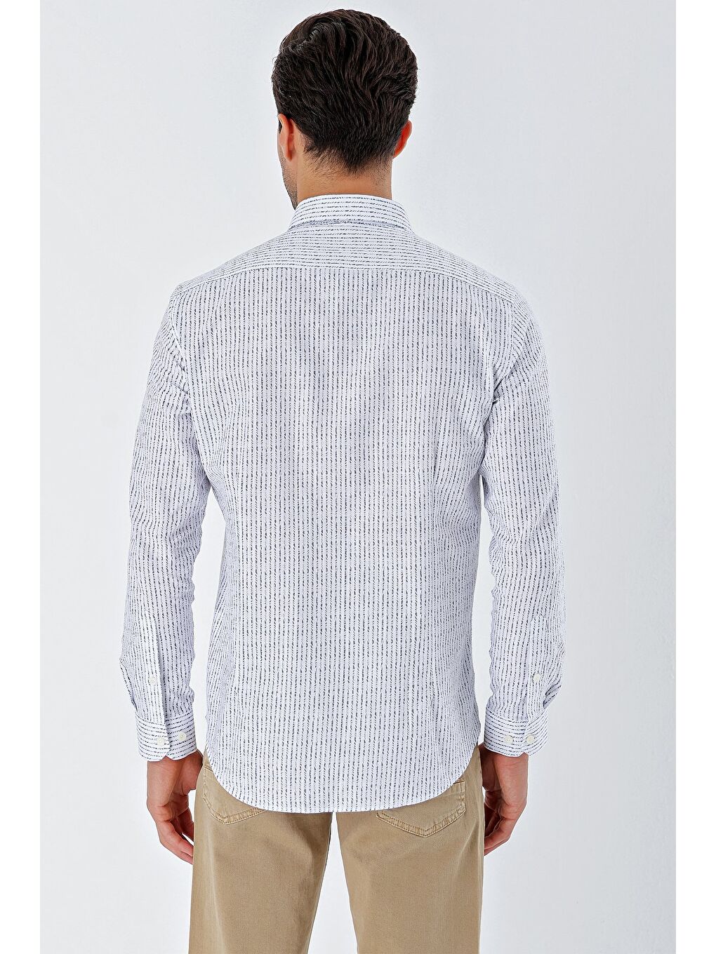 Beyaz Uzun Kollu Baskılı Bez Ayağı Cepsiz Garnili Klasik Slim Fit Dar Kesim Gömlek 1004230232-5