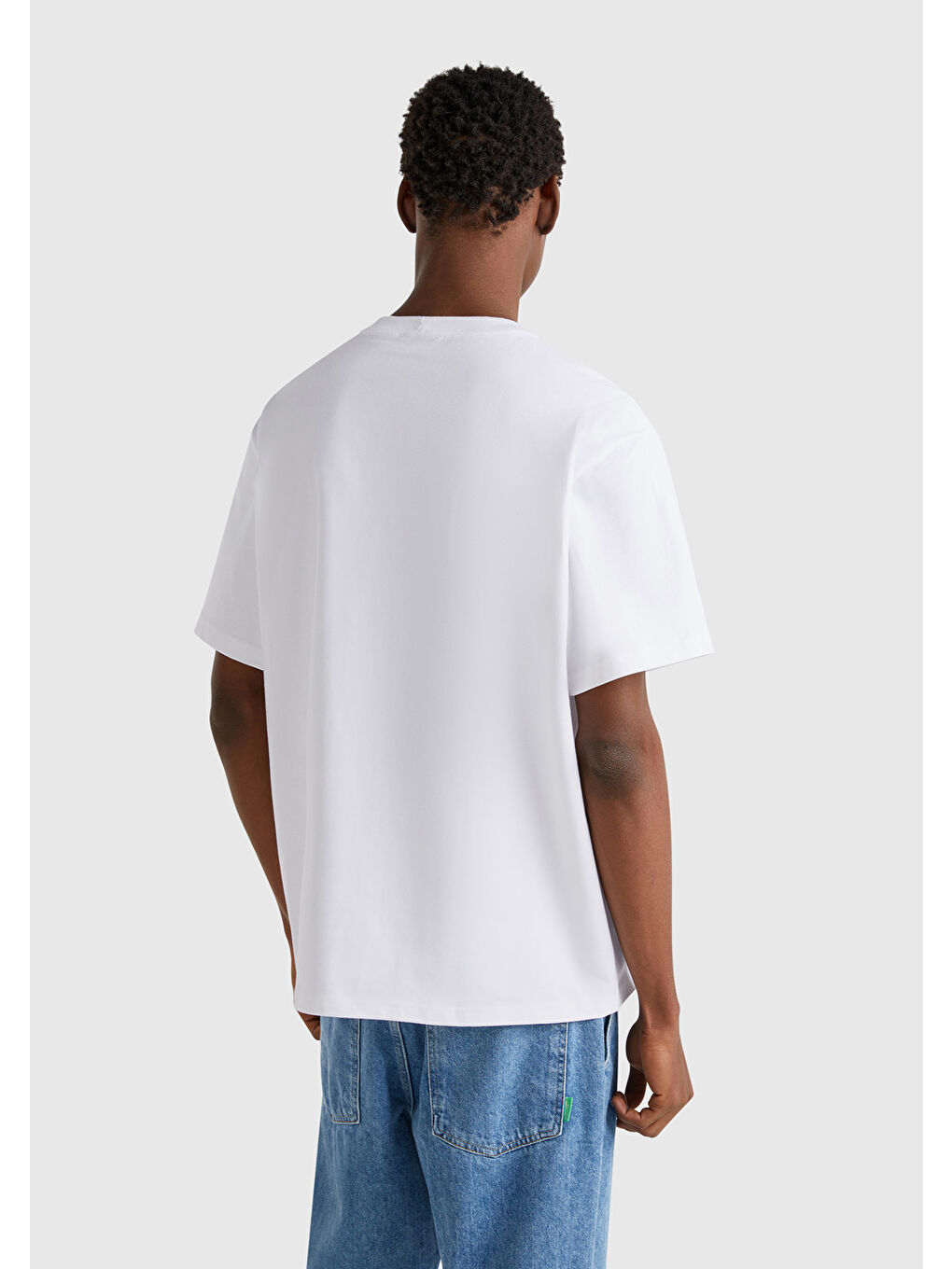 Erkek Beyaz %100 Pamuk Önü Logo İşlemeli  T-Shirt-2