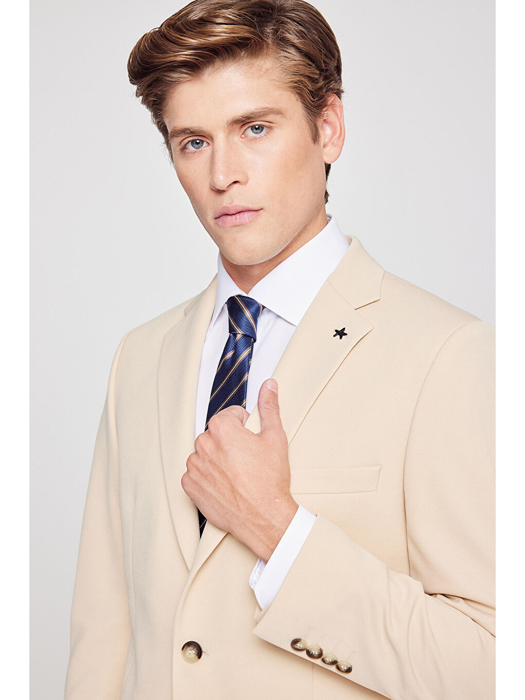 Erkek Bej Slim Fit Dar Kesim Mono Yaka Beli Bağlamalı Kapak Cepli Esnek Takım Elbise-3