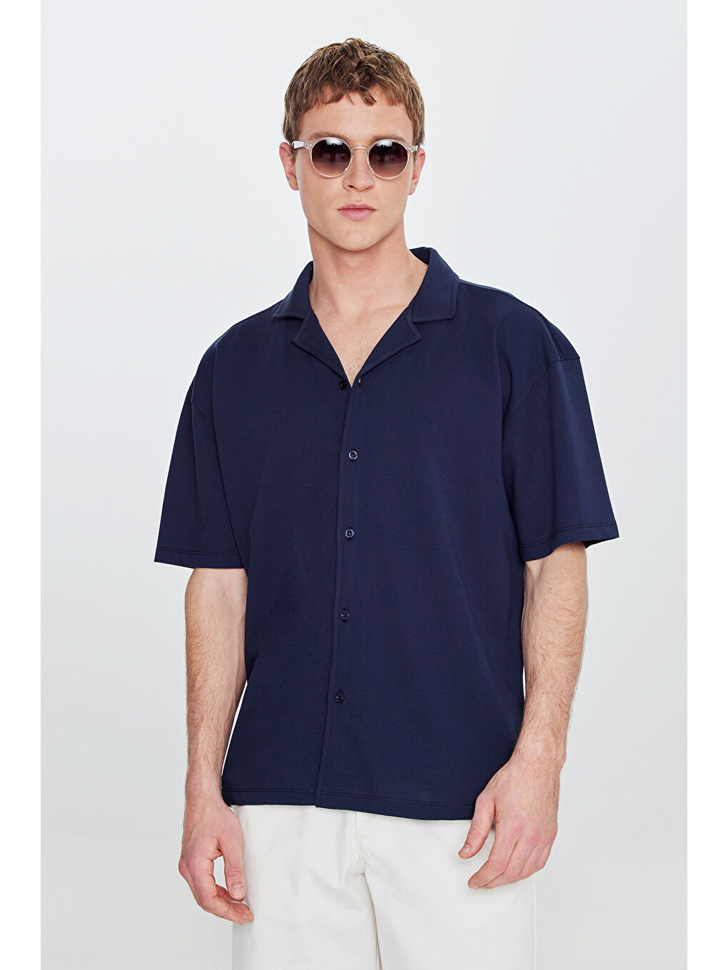 Erkek Lacivert Pamuklu Comfort Fit Rahat Kesim Hawai Yaka Armürlü Örme Gömlek-2