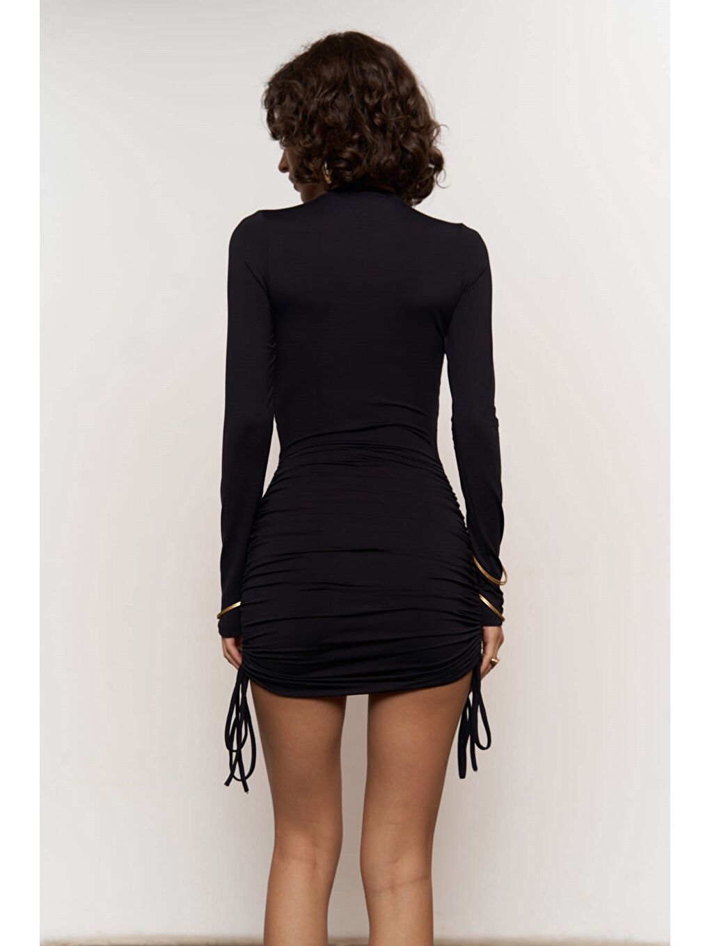 Edna Yan Büzgü Detay Siyah Elbise-6