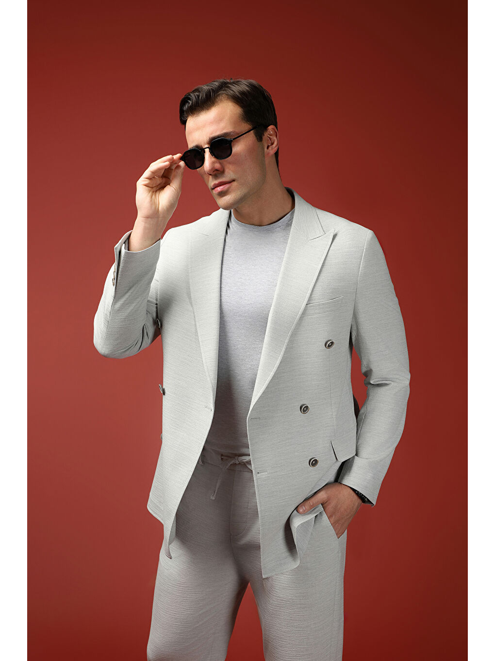 Gri Regular Fit Keten Karışımlı Kruvaze Takım Elbise-1