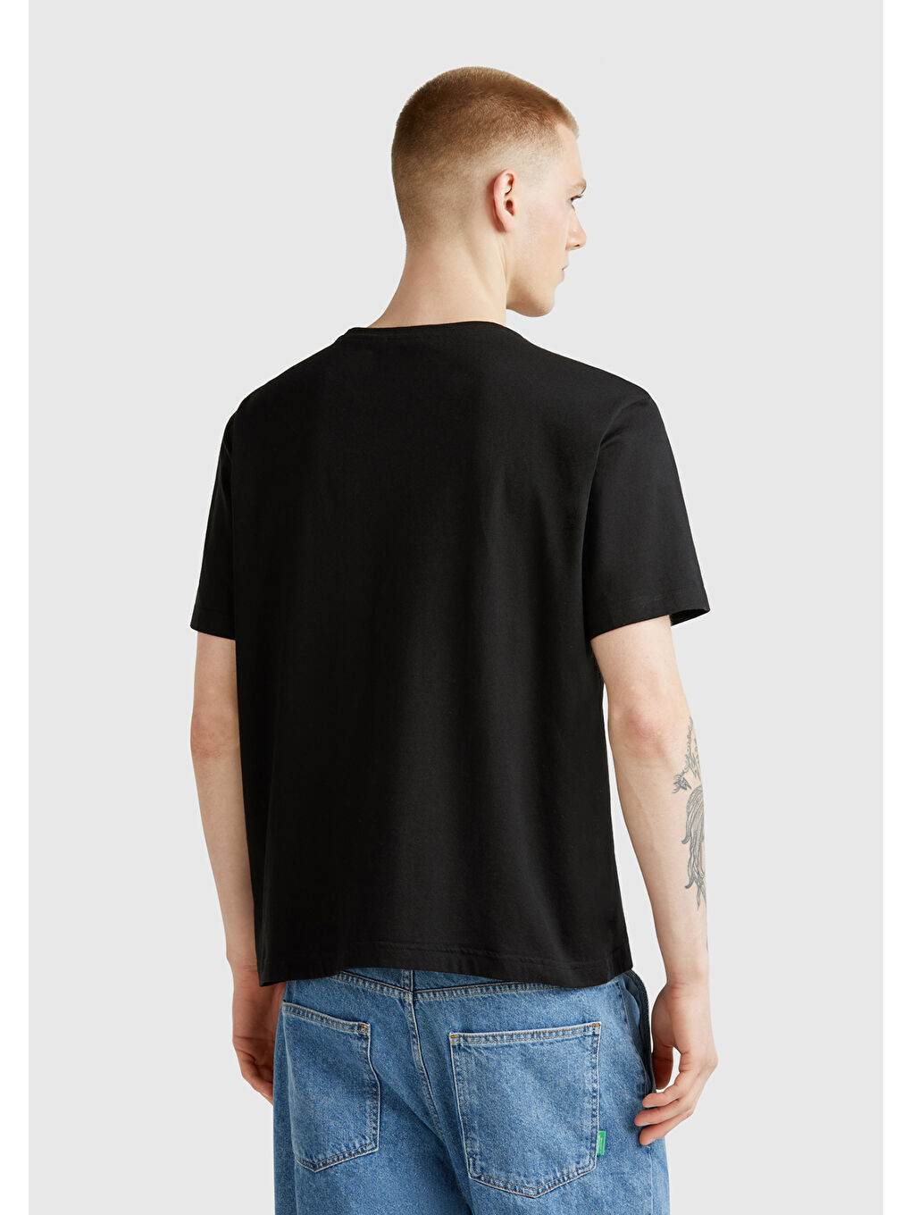 Erkek Siyah %100 Pamuk Bisiklet Yaka Tişört-2