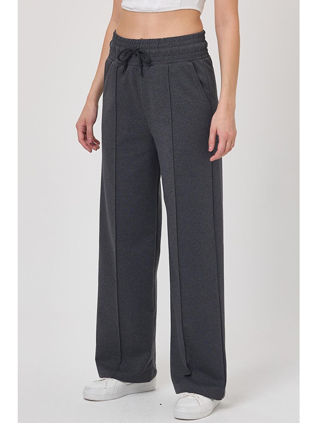 Kadın Mevsimlik Salaş Geniş Paça Yüksek Bel Antrasit Eşofman Altı-2