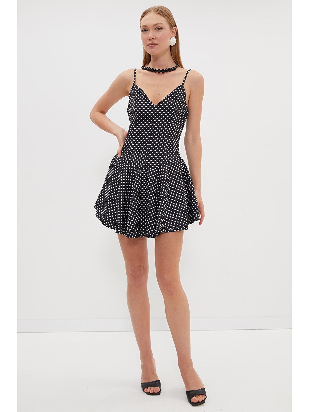 Siyah Puantiyeli Askılı Mini Boy Elbise-3