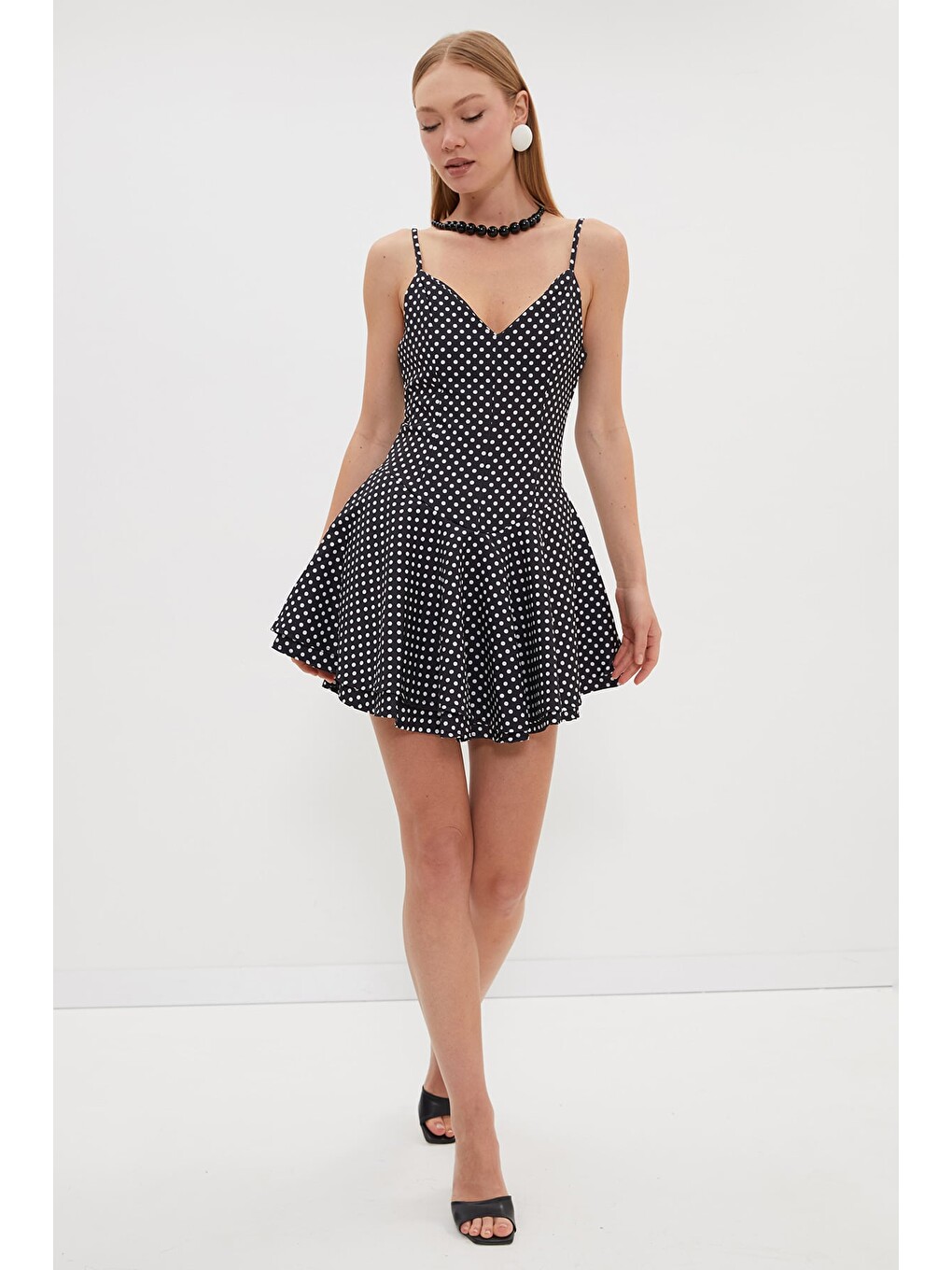 Siyah Puantiyeli Askılı Mini Boy Elbise-4