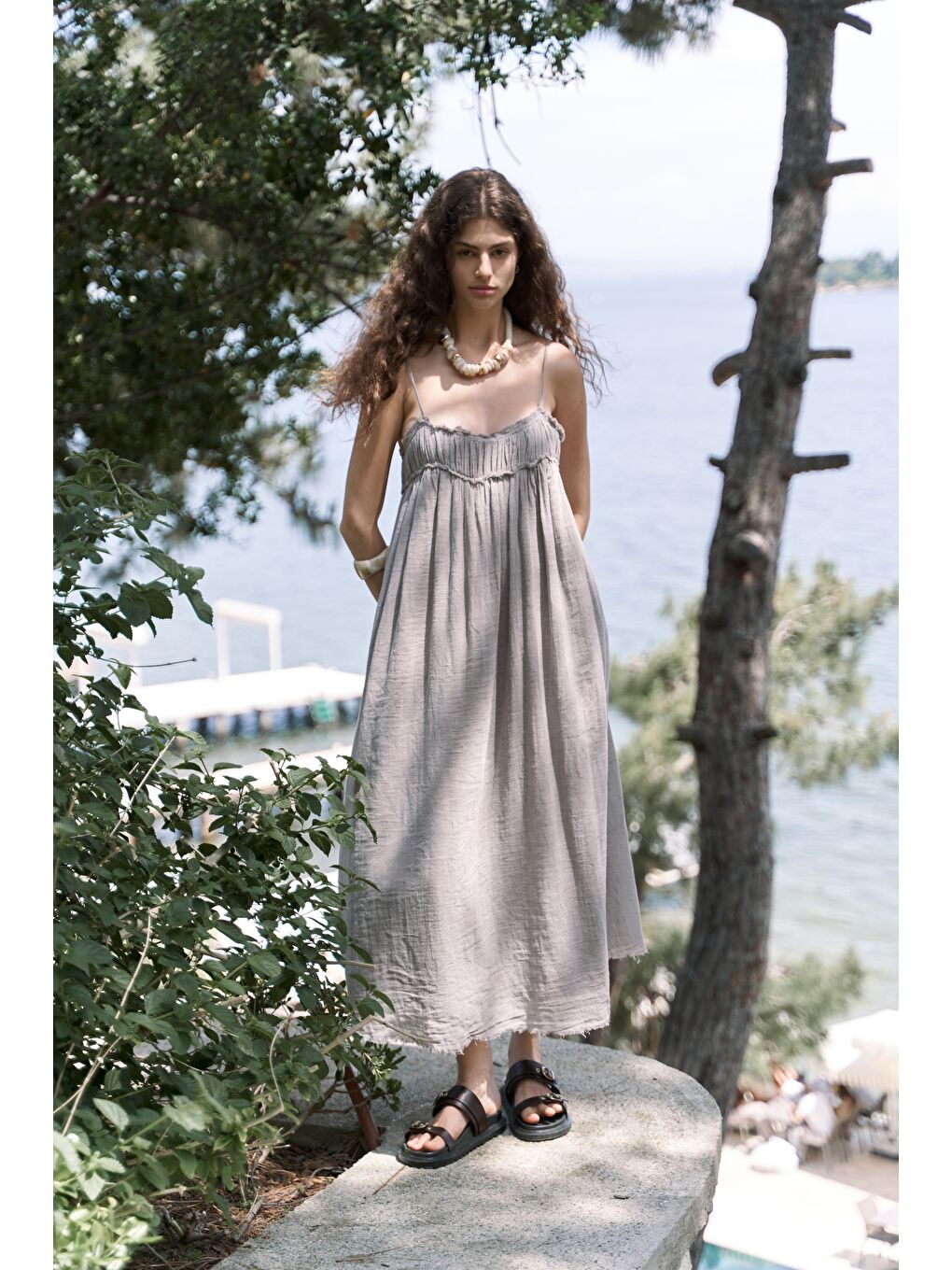 Bej Torrora Uzun Vizon Keten Elbise