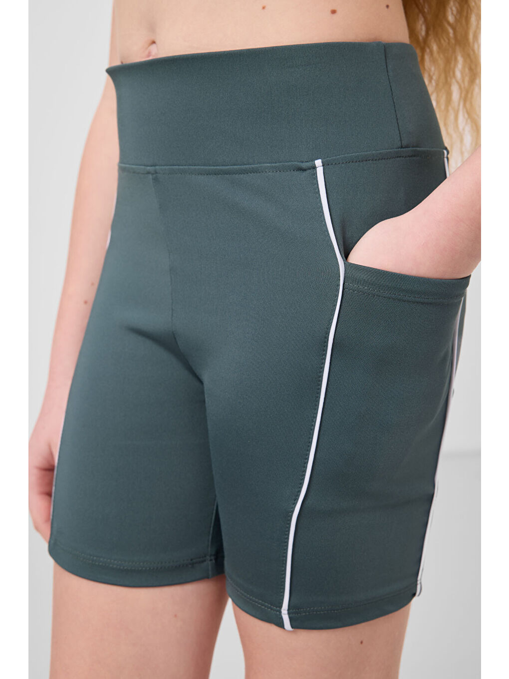 Orman Yeşili Esnek Standart Fit Basic Performans Kız Çocuk Tayt - 75189-3