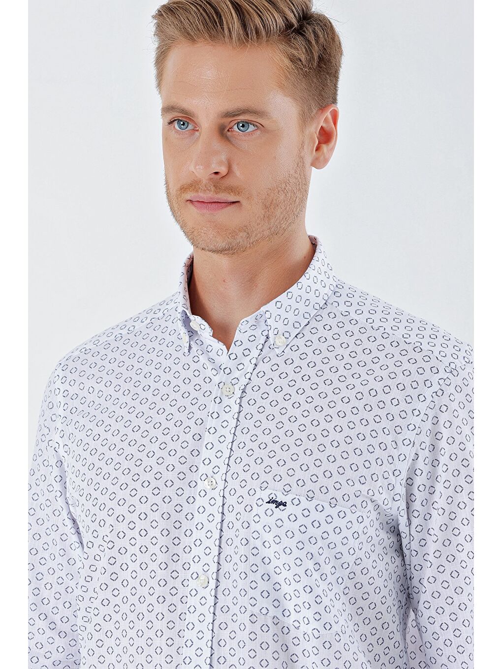 Beyaz Uzun Kollu Baskılıcepli %100 Pamuk Casual Comfort Fit Rahat Kesim Gömlek 1004230225-5