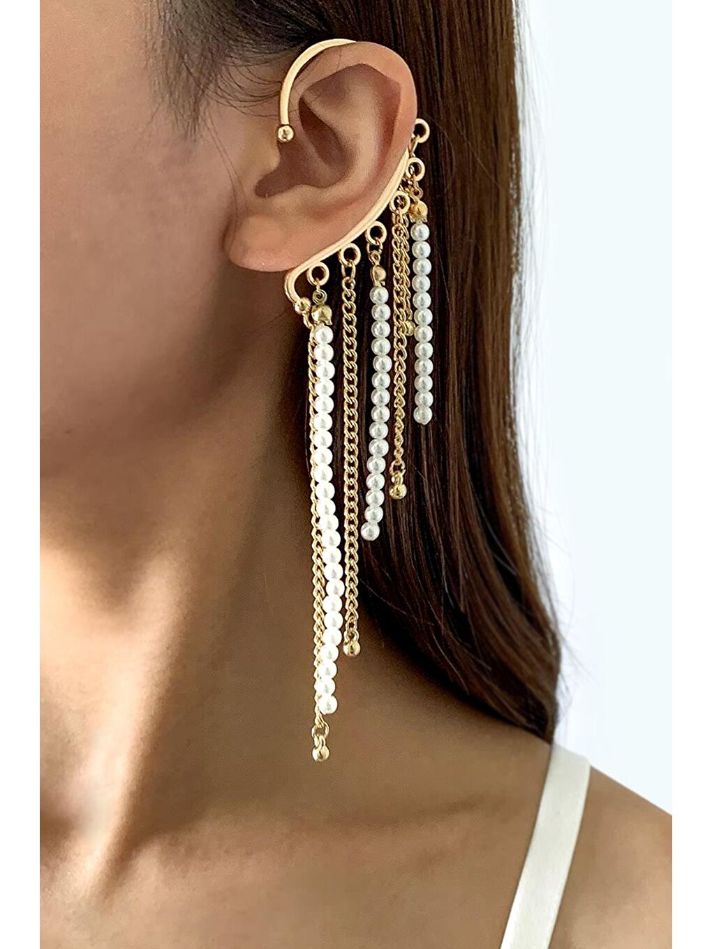 New Obsessions Sarı İnci ve Zincir Detaylı Kulak Deliği Gerektirmeyen Ear Cuff - Sallantılı Kıkırdak Küpesi