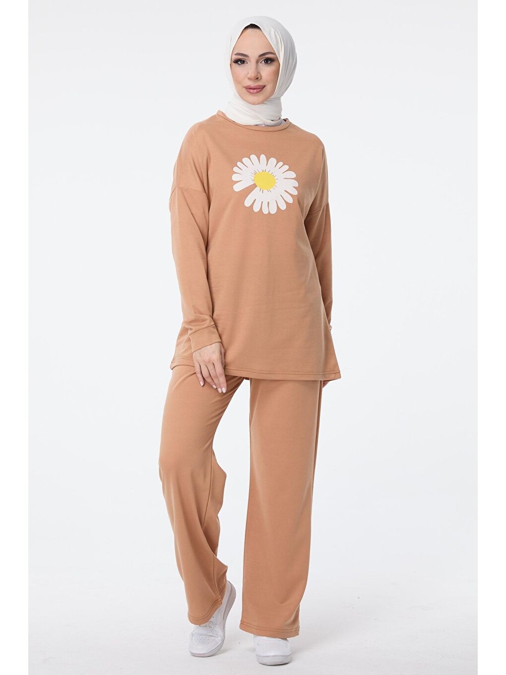 Bisiklet Yaka Kadın Bej Eşofman Takımı - 13061-1