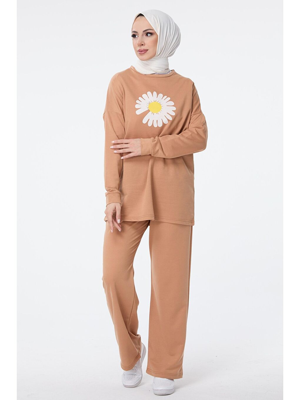 Bisiklet Yaka Kadın Bej Eşofman Takımı - 13061-3