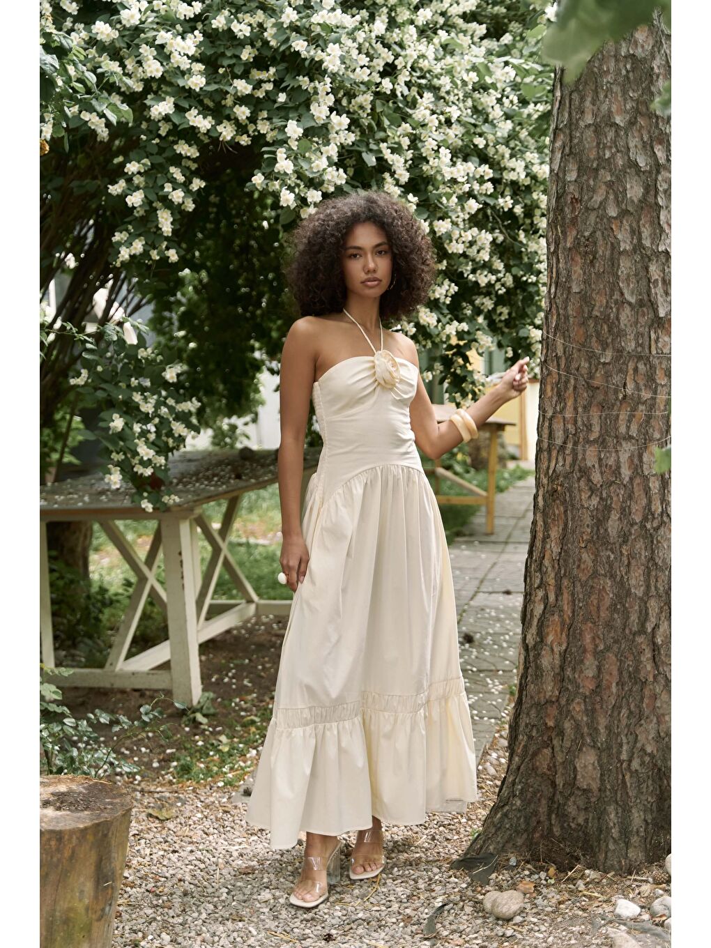 Elisa Gül Detay Sarı Uzun Elbise