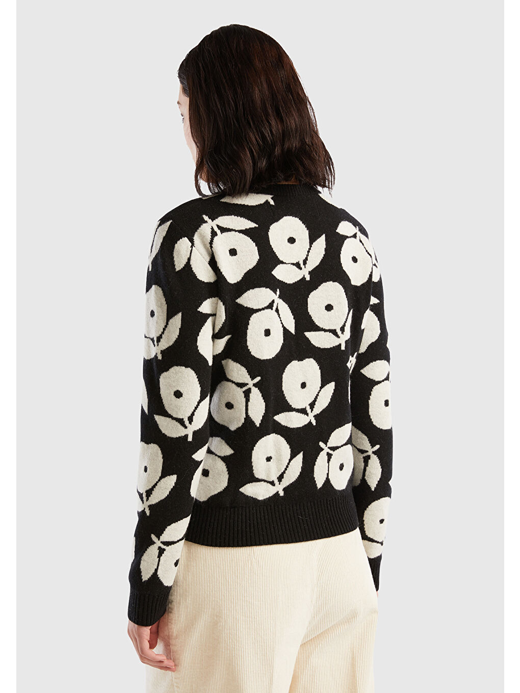 Kadın Siyah Yün Karışımlı Çiçek Desenli Kazak-1