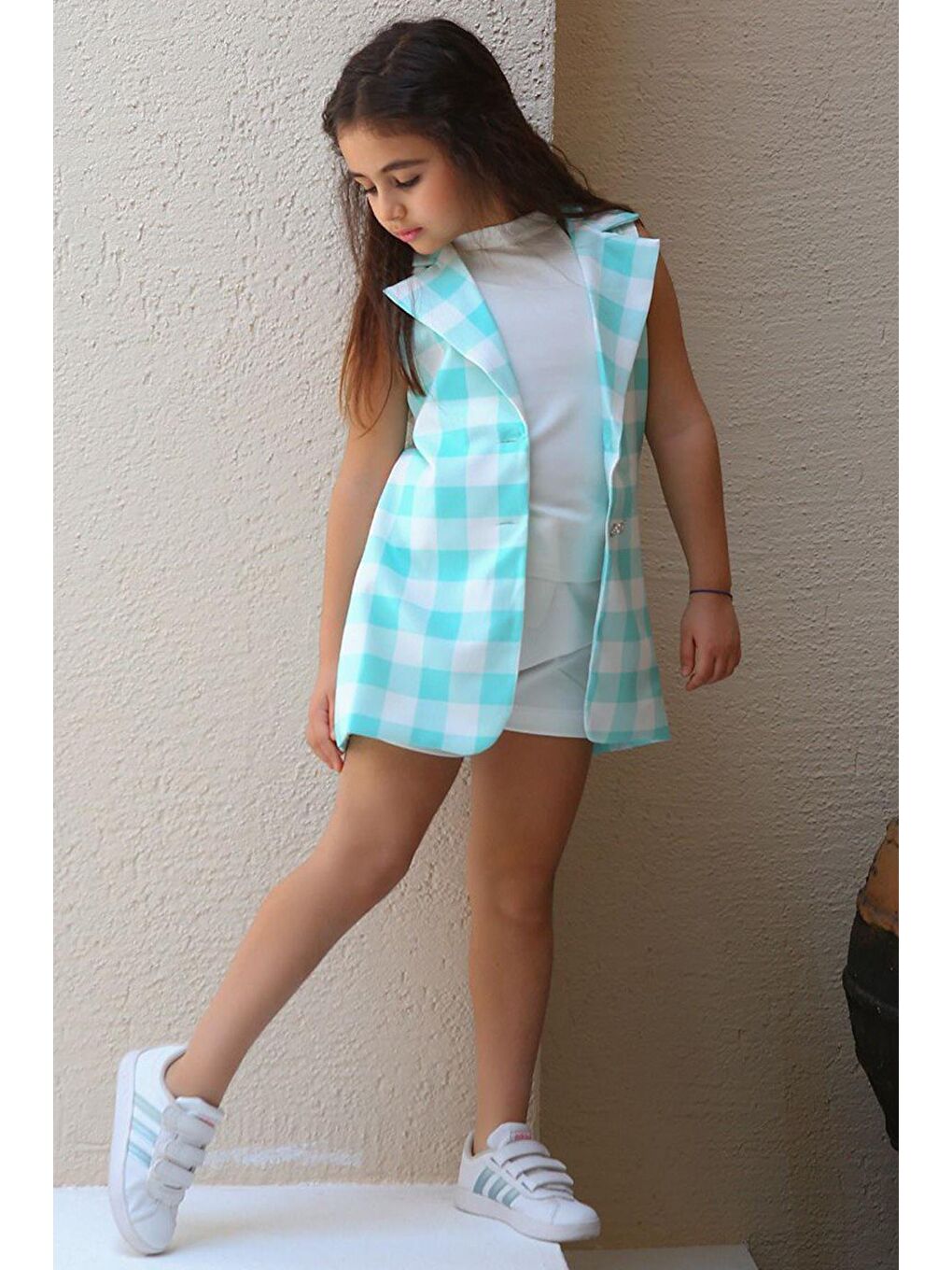 Turkuaz Kız Çocuk Halter Yaka Ekose Baskılı Düğme Detaylı Su Yeşili Şortlu Takım