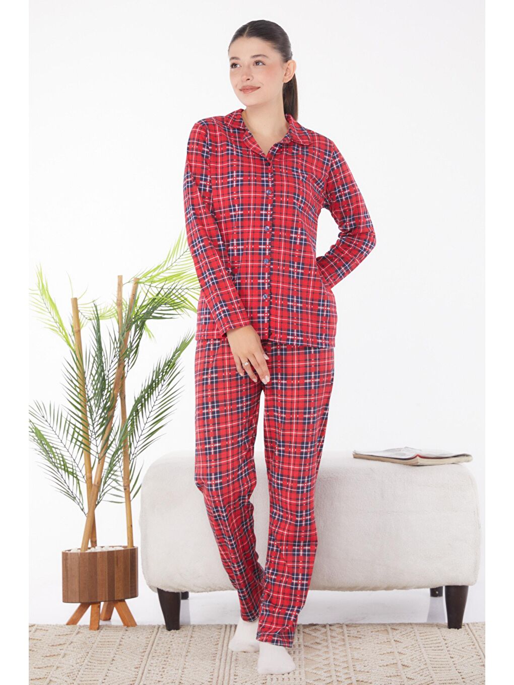 TOFİSA Kırmızı Düz Gömlek Yaka Kadın Kırmızı Ekoseli Pijama Takımı - 25903 - 2