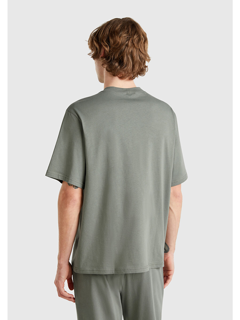 Erkek Soluk Yeşil %100 Pamuk Benetton Yazılı Tişört-1