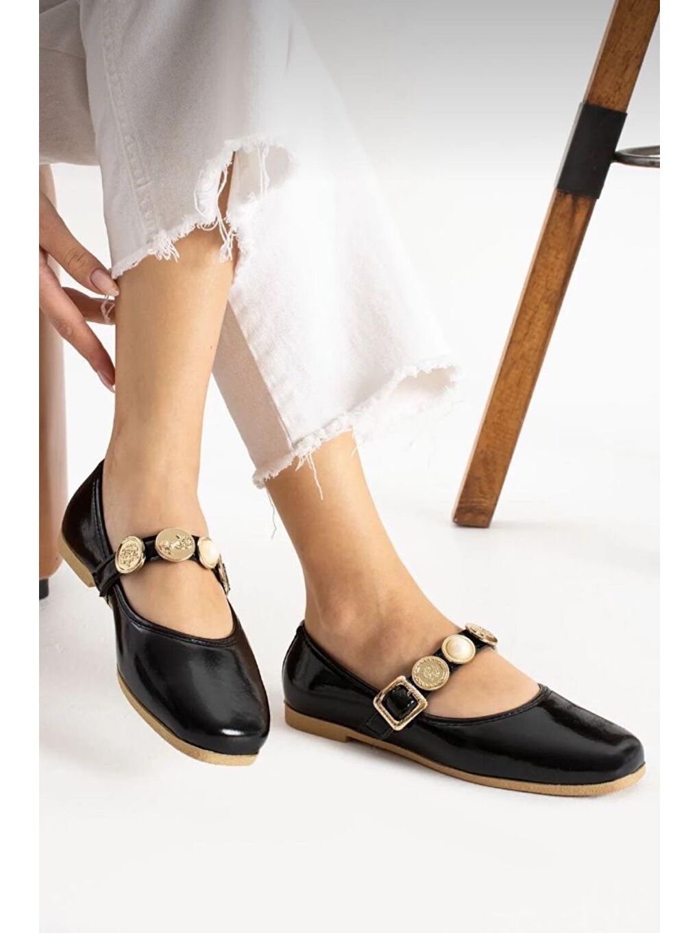 Siyah Wens Hafif Ses Yapmaz Toka Detaylı Günlük Ev Ofis Kadın Babet