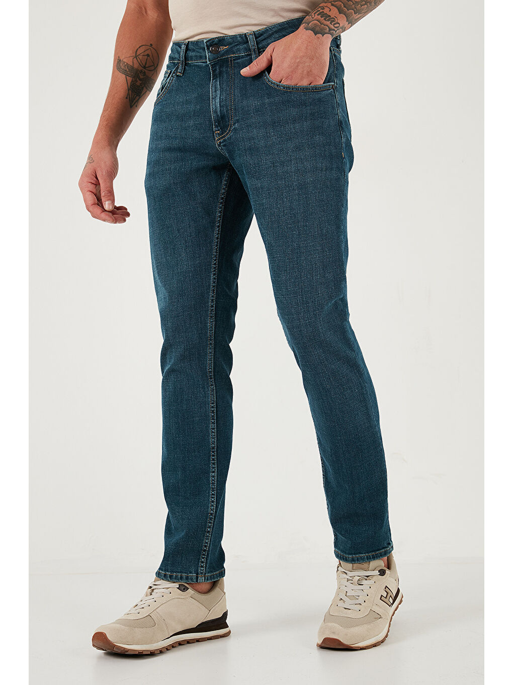 Yeşil Pamuklu Regular Fit Normal Bel Boru Paça Jeans 2203C23PARMA-4