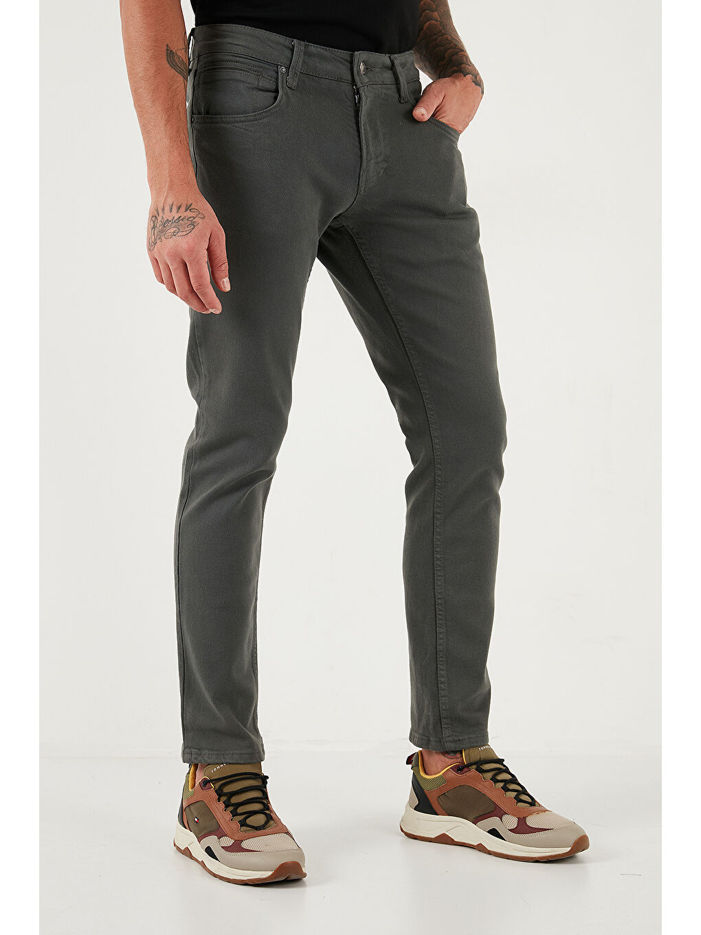 Yeşil Pamuklu Regular Fit Normal Bel Boru Paça Jeans 2211C40PARMA-4