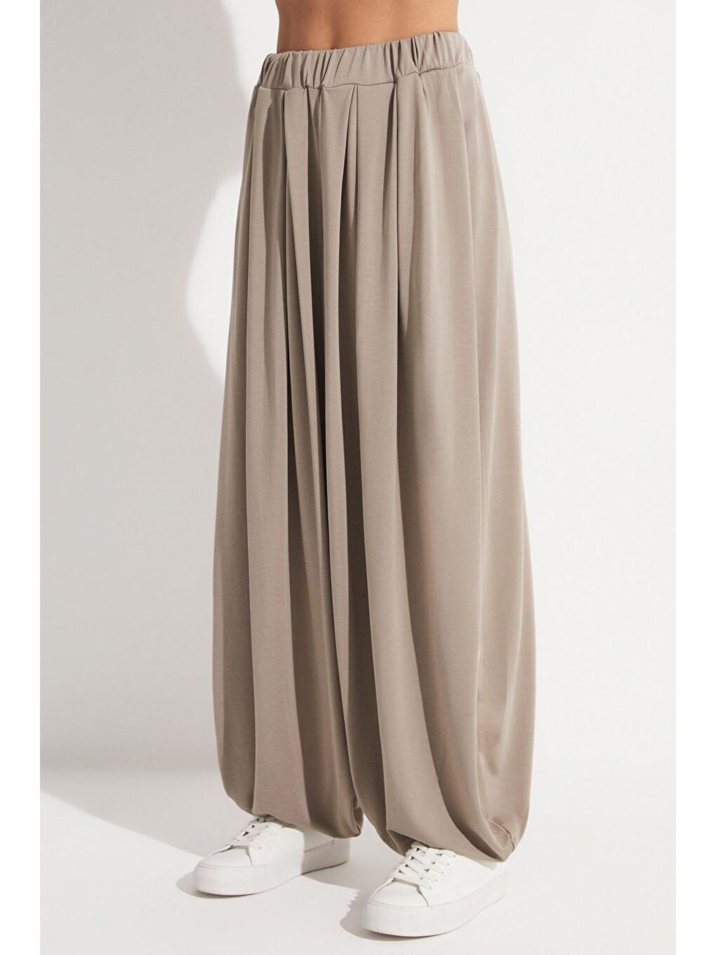 Bej Beli Lastikli Şalvar Modal Pantolon-3