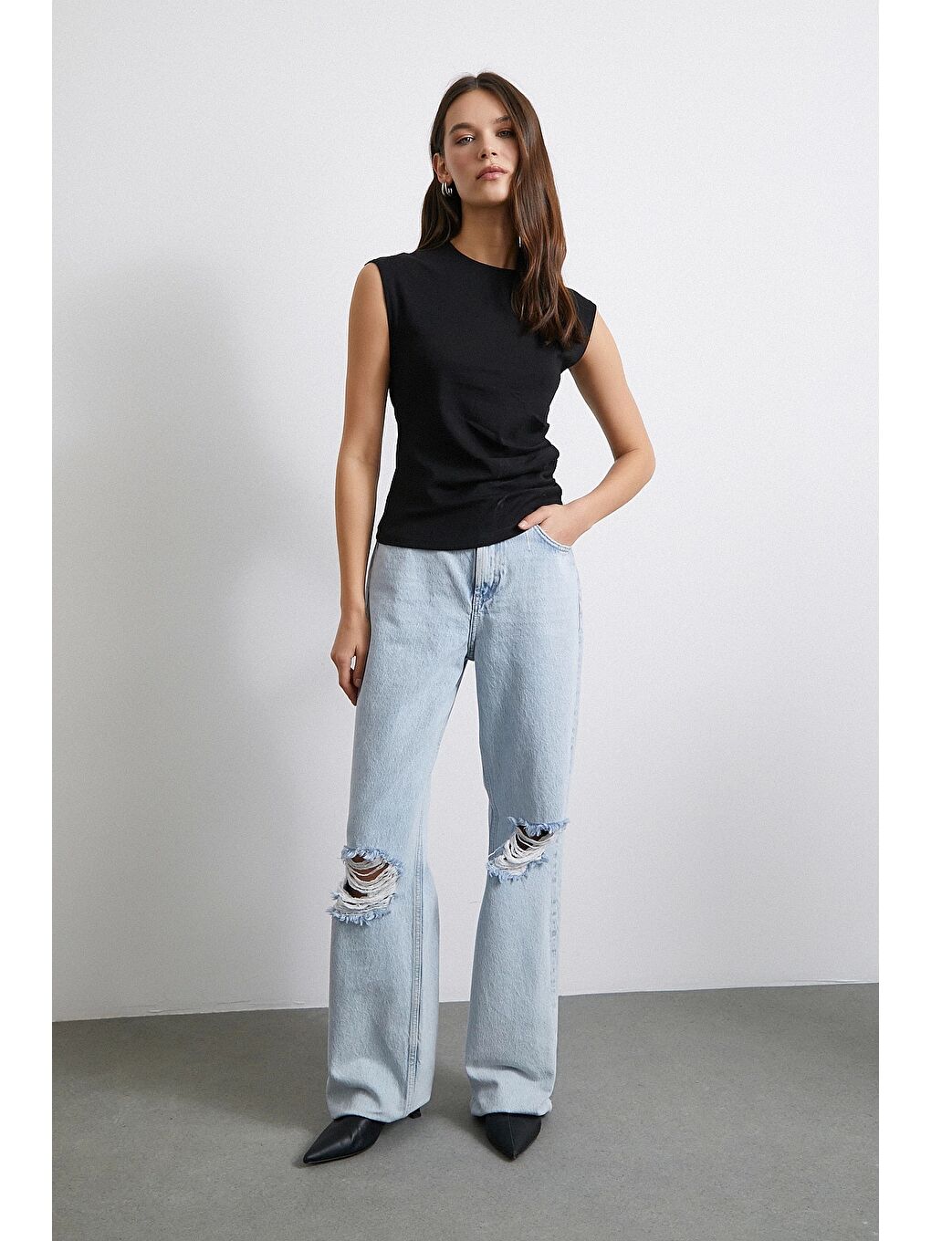 Yanı Büzgülü Tişört Siyah-1