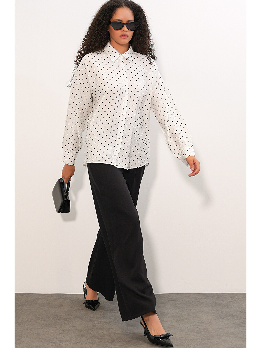 Kadın Oversize Puantiyeli Gömlek 20392 - Beyaz-1