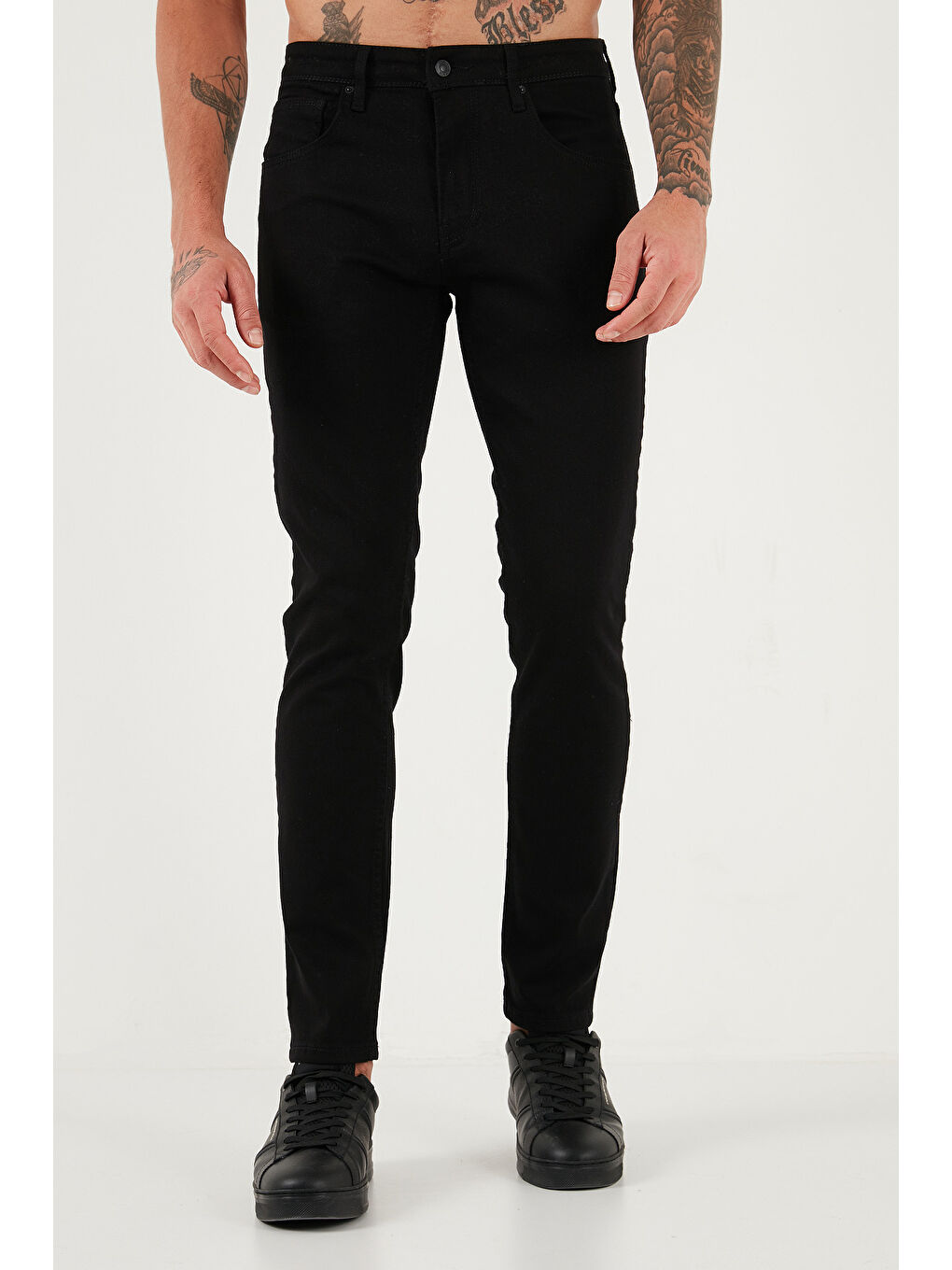 Siyah Pamuklu Slim Fit Yüksek Bel Dar Paça Jeans 3300C01TOKYO-1