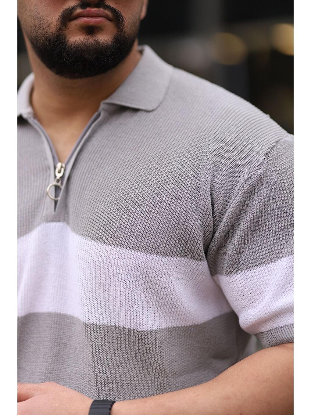 Taş Gri Yarım Fermuarlı Polo Yaka Çizgili Triko Erkek Kısa Kollu Tişört-2