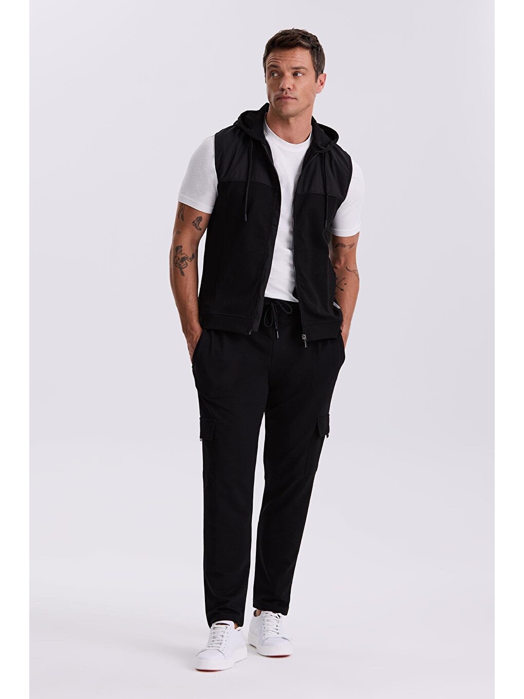 Siyah Slim Fit Cepli Pamuklu Elastanlı Eşofman Altı-1
