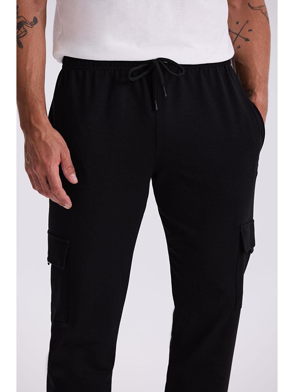 Siyah Slim Fit Cepli Pamuklu Elastanlı Eşofman Altı-2