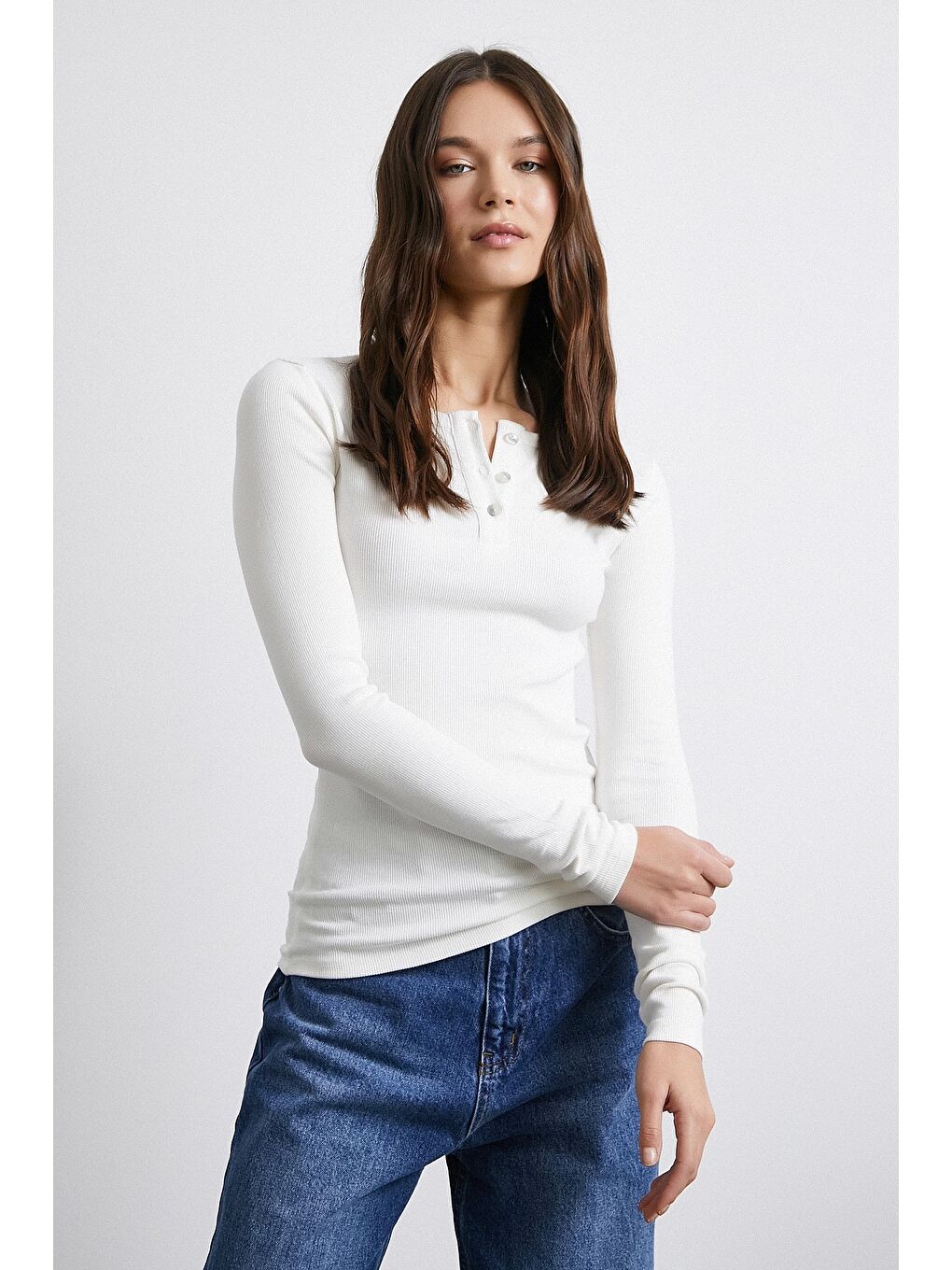 Patlı Düğmeli Bluz Beyaz-2