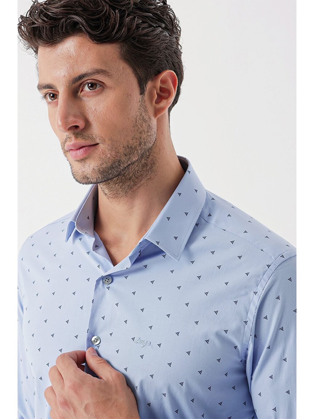 Koyu Mavi Uzun Kollu Baskılı Bez Ayağı Sert Yaka Cepsiz Garnili Klasik Slim Fit Gömlek 1004235106-4