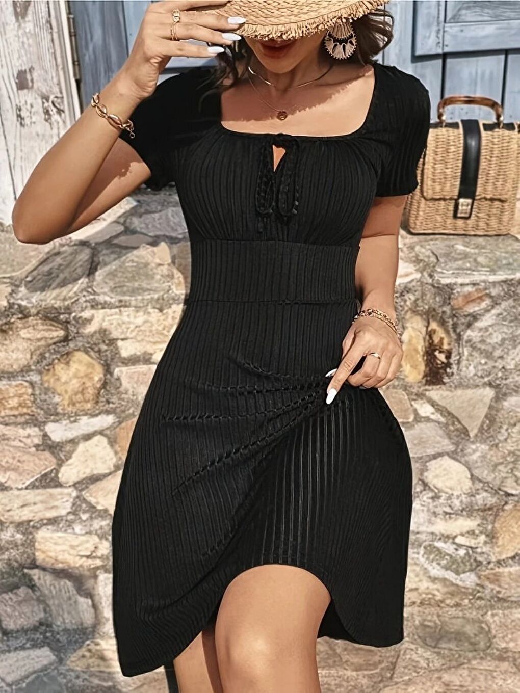 Siyah Kadın Kısa Kollu Kare Yakalı Bağcıklı Kaşkorse Elbise-3