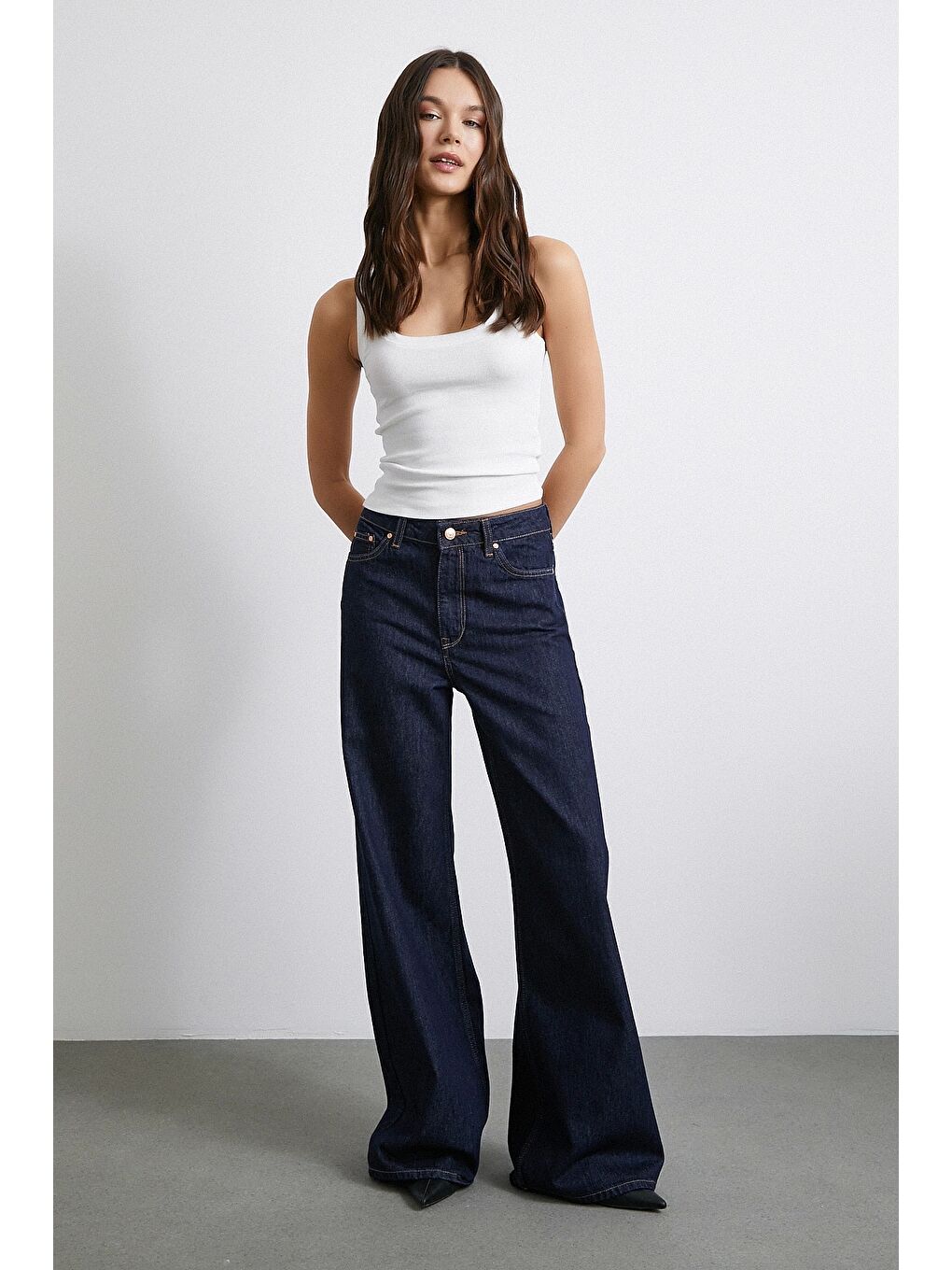 Önü Biyeli Atlet Beyaz-1