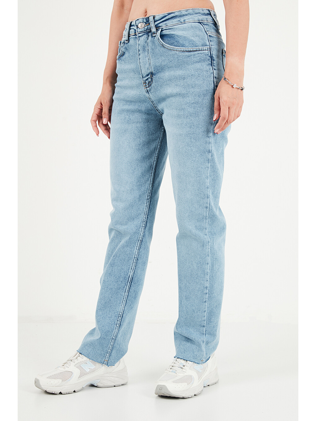 Mavi Pamuklu Yüksek Bel Düz Paça Jeans 7031007-3