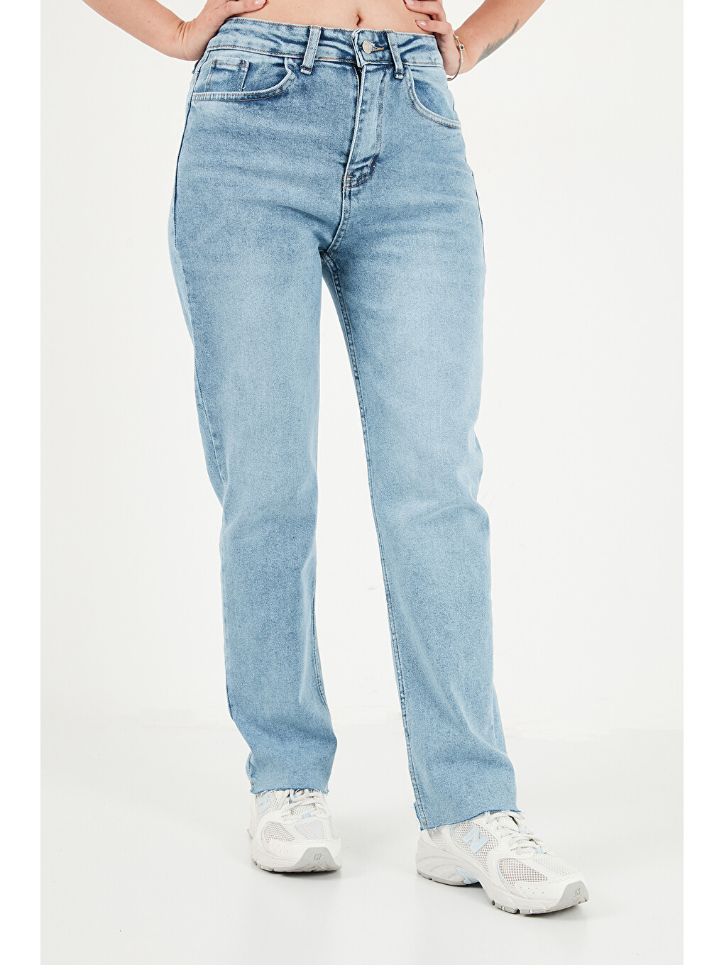 Mavi Pamuklu Yüksek Bel Düz Paça Jeans 7031007-4