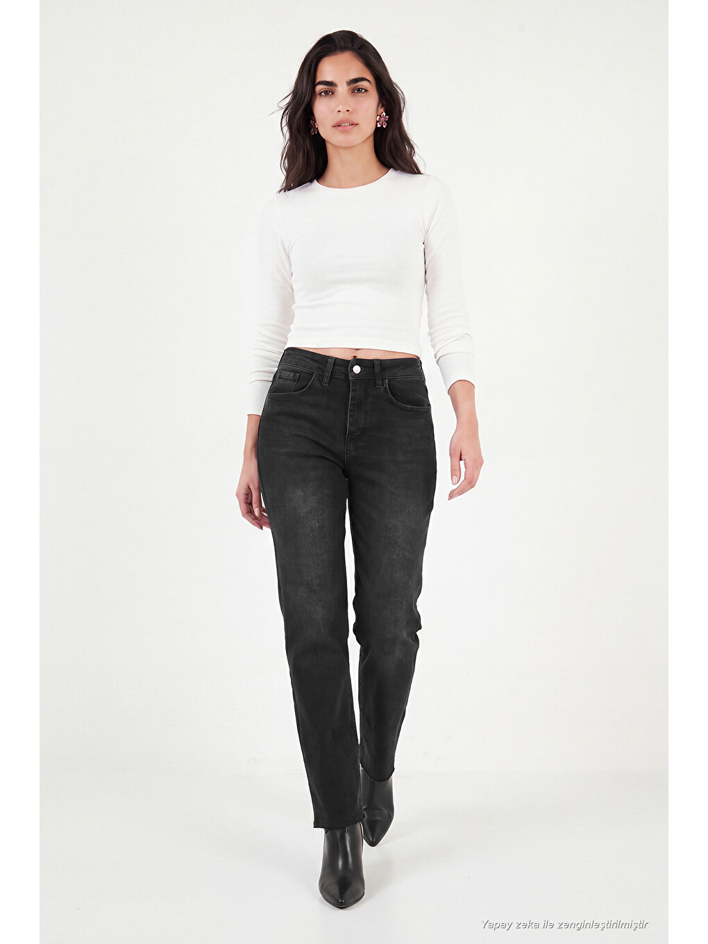 Siyah Pamuklu Yüksek Bel Düz Paça Jeans 7031007-2