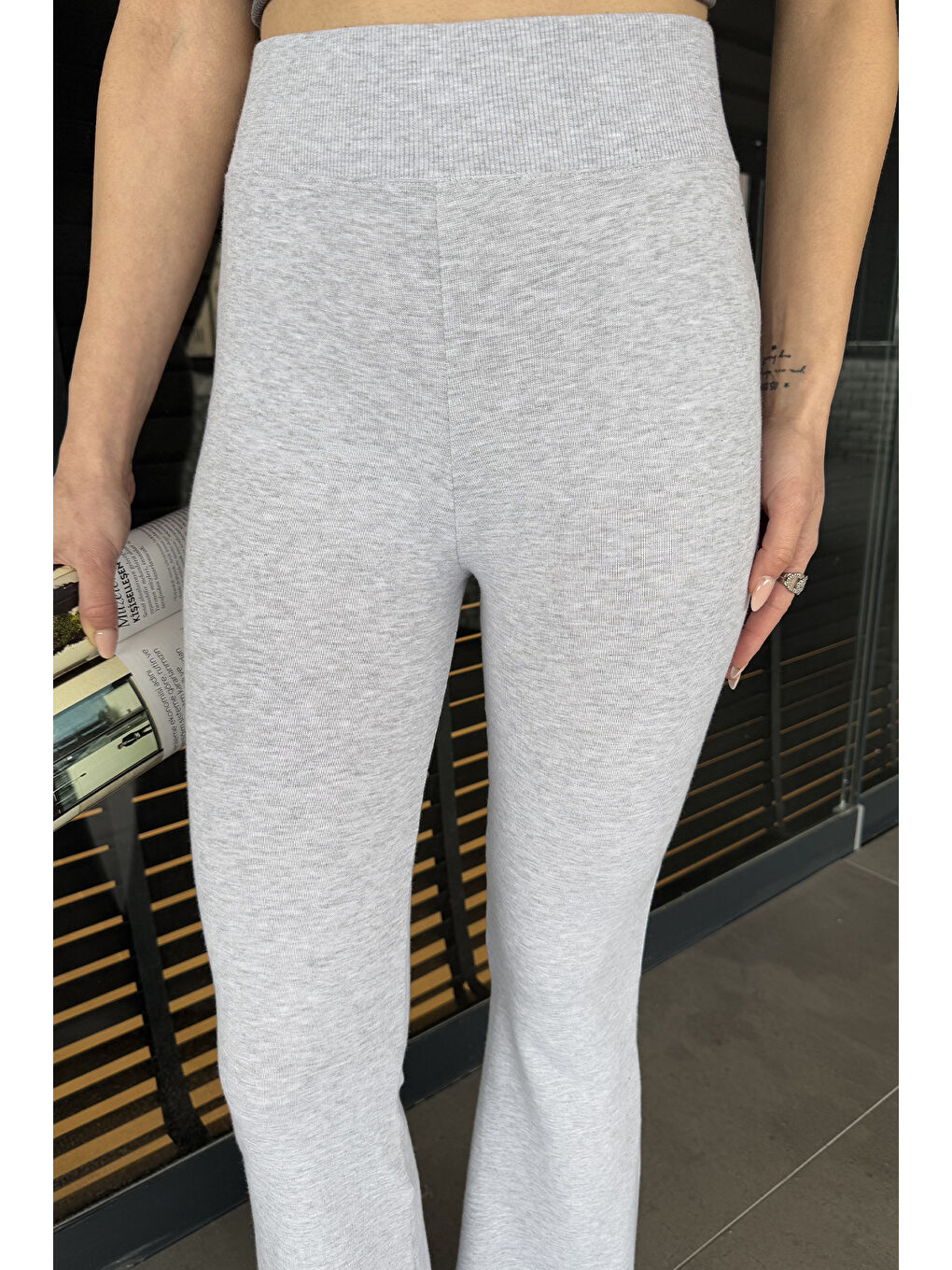 Gri Kadın Yüksek Bel Bol Paça Pantolon-3