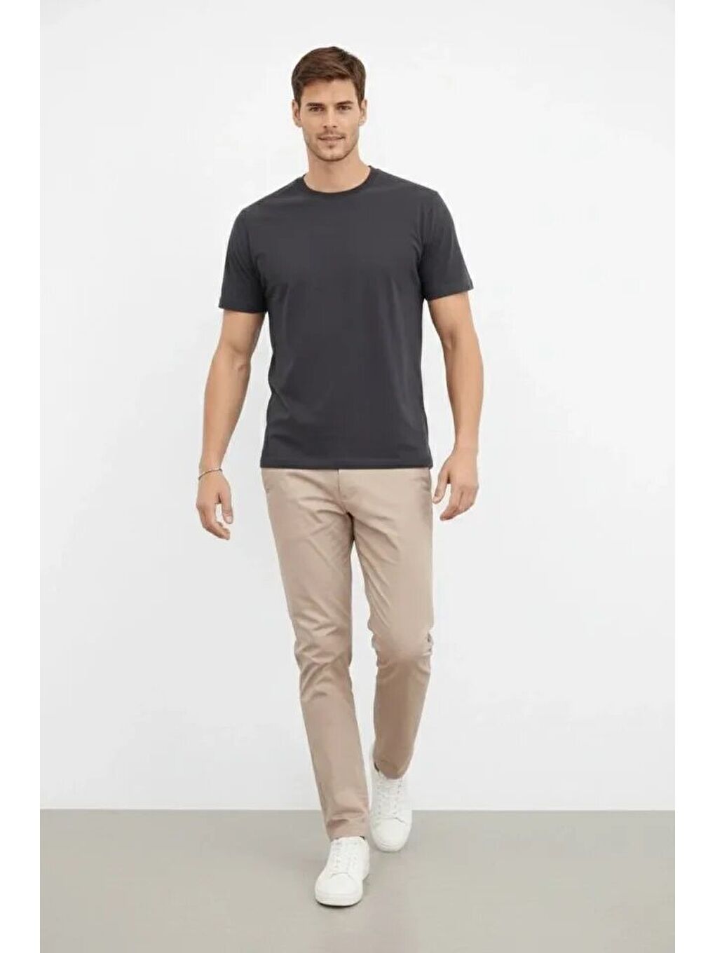 Gri Erkek Bisiklet Yaka Tişört Regular Kalıp Basic Pamuklu Günlük Kullanım Tişört-2