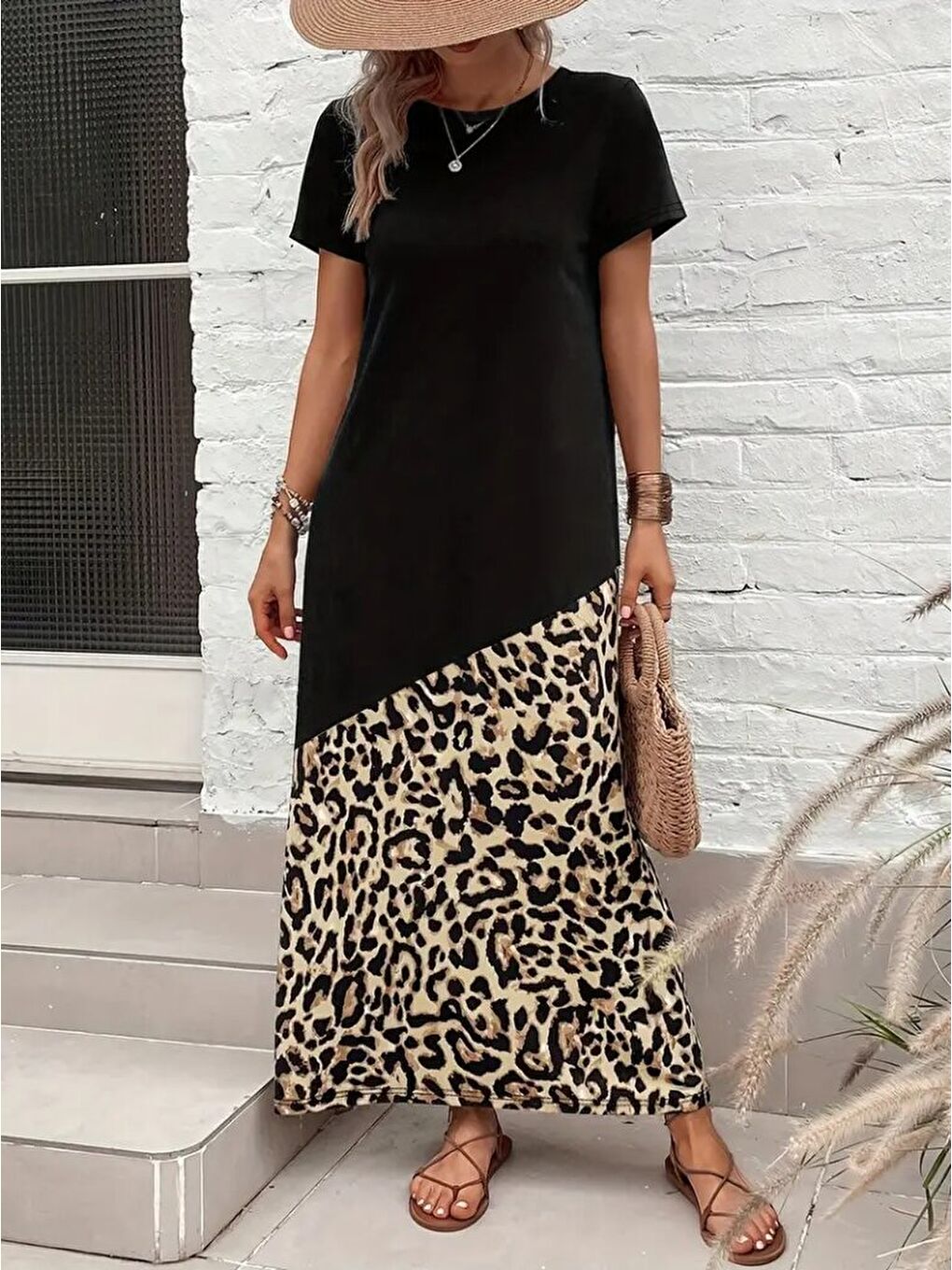 Siyah Kadın Kısa Kollu Bisiklet Yaka Leopar Detaylı Midi üst Viskon Alt Süprem Elbise-2