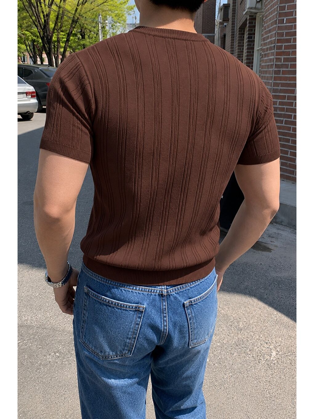 Kahverengi Old Money Fit Bisiklet Yaka Çizgili Triko T-Shirt – Slim Kalıp Premium Kahve-2