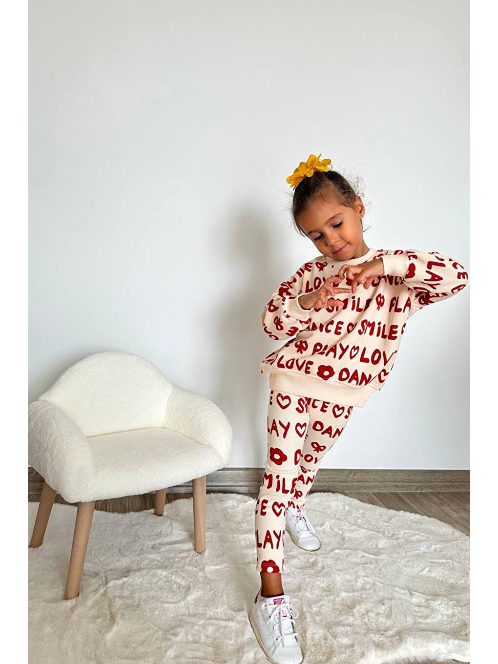 Beyaz Kız Çocuk Yazı Baskılı Sweatshirt ve Tayt Alt Üst Takım-2